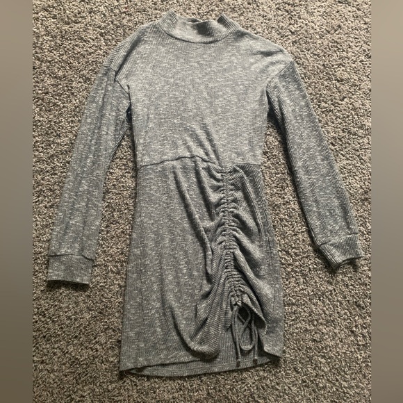 Xhilaration Dresses & Skirts - Xhilaration Gray Long Sleeve Dress